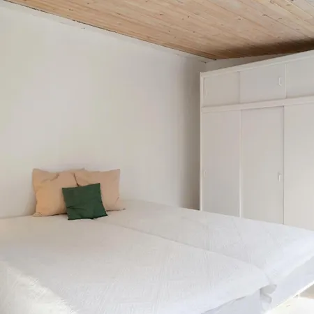 Holiday home Gorgeous In With Wifi *