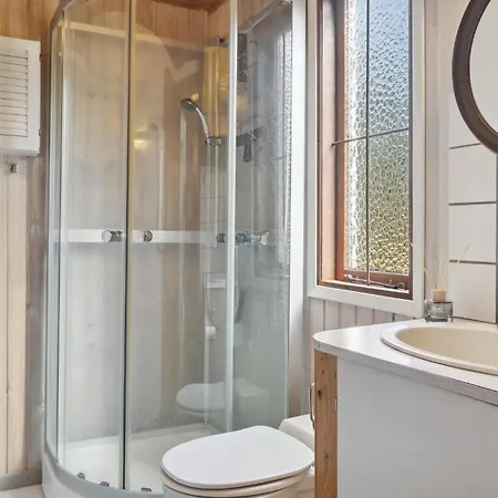 Gorgeous In With Wifi Holiday home