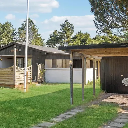 Gorgeous In With Wifi Holiday home